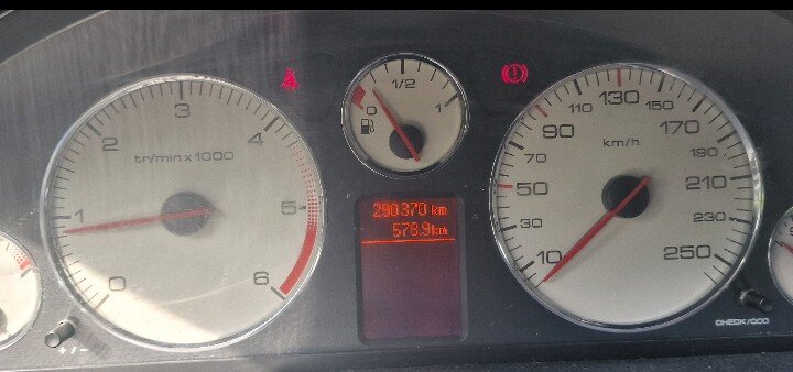 Peugeot 407