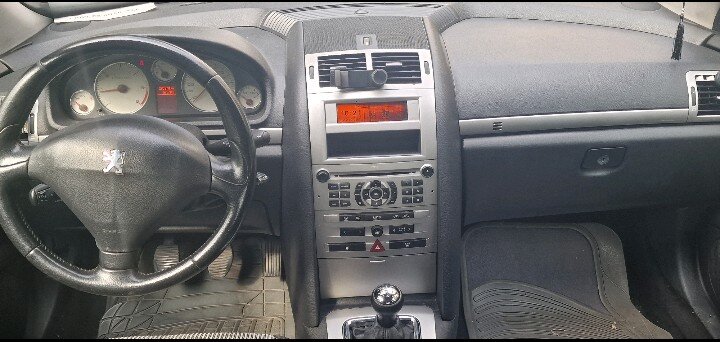 Peugeot 407